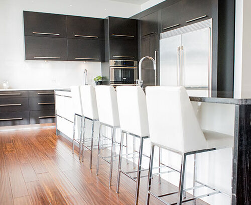 Placage et mélamine brillante